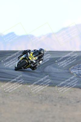 media/Nov-16-2024-CVMA (Sat) [[0e4bb1f32f]]/Race 11-Amateur Supersport Open/